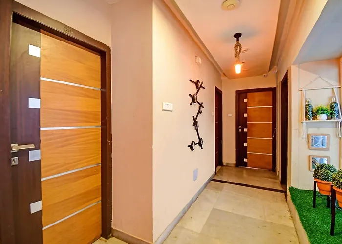 Super Collection O Avenue Regency Near Kalighat Kali Temple Kolkata