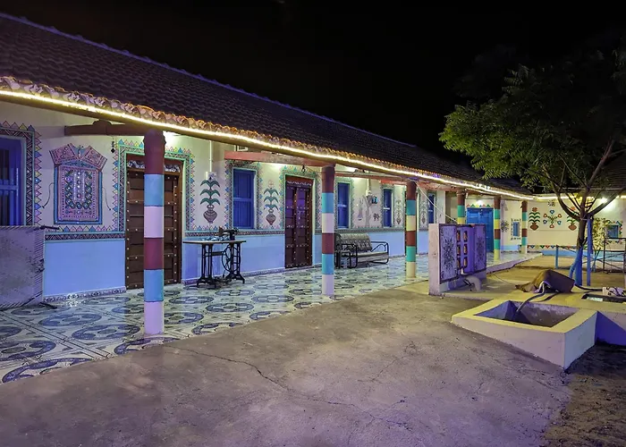White Land Villagestay Dhordo