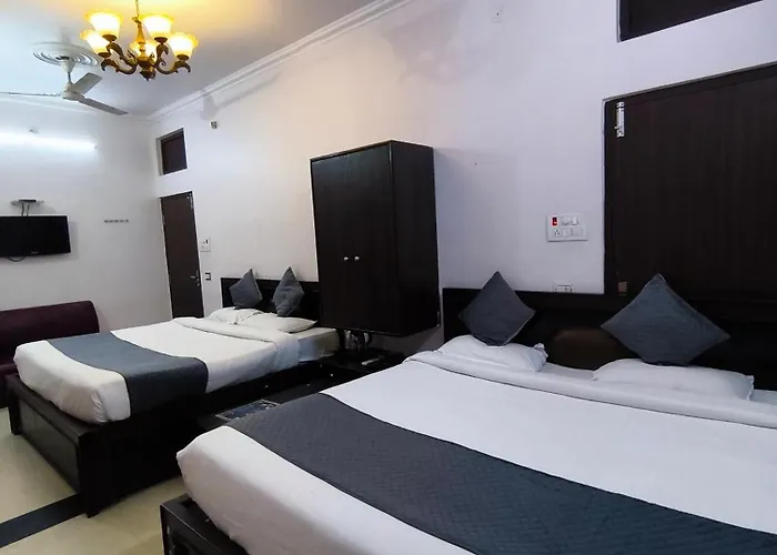 Hotel Blue Star Varanasi