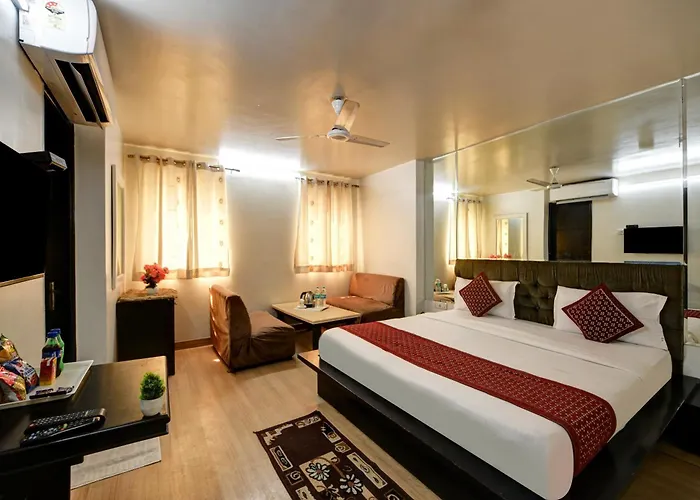 Sweet Home Lodge New Delhi