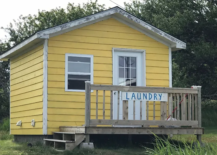 Whispering Waves Cottages Shelburne