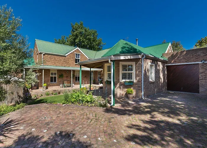 Rustic Manor Guest House Tokai