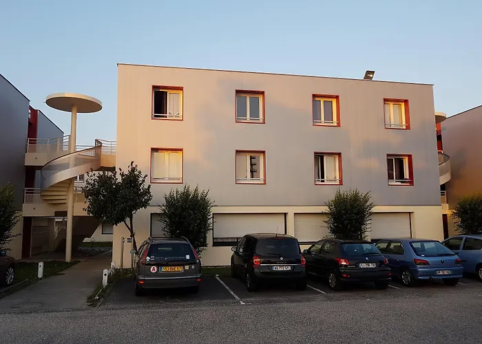 Hotel Abitel - Les Studines D'Ornon à Villenave-dʼOrnon