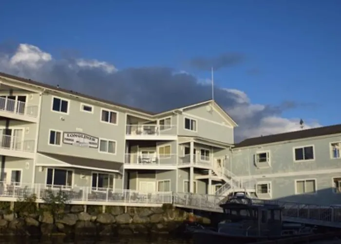 Longliner Lodge And Suites Sitka