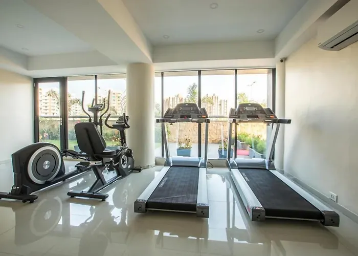 Prominent Corporate Residency Hotel Gandhinagar