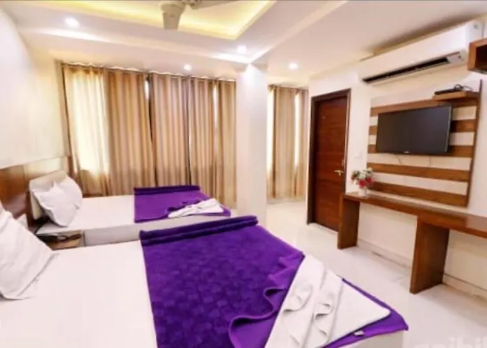 Hotel Le Mem Delhi 