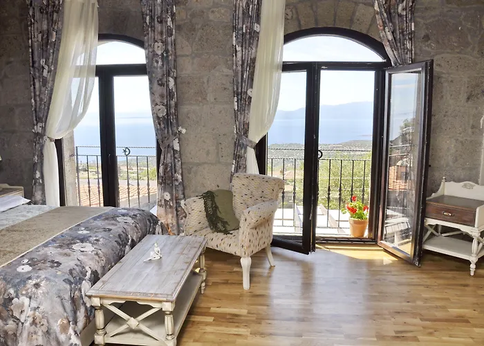 Assos Sunaba Kasri Hotel