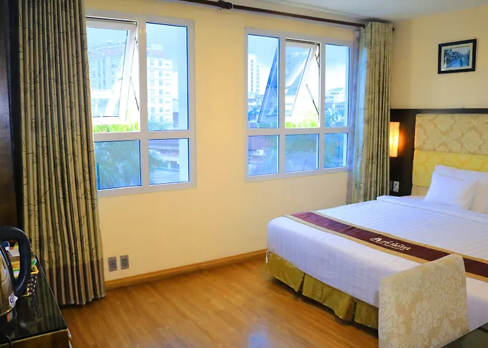 A25 Hotel - 28 Trần Quý Cáp Hà Nội