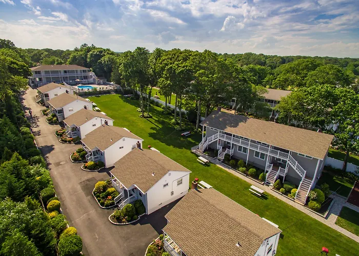 Colonial Shores Resort Hampton Bays