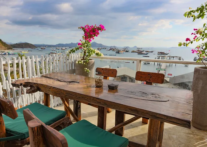 Eco Tree O'Tel Hotel Labuan Bajo
