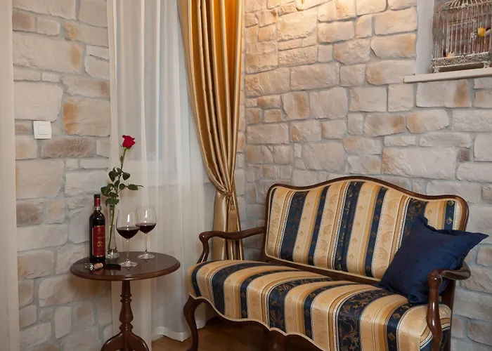 Priska Heritage Rooms (Adults Only) Split