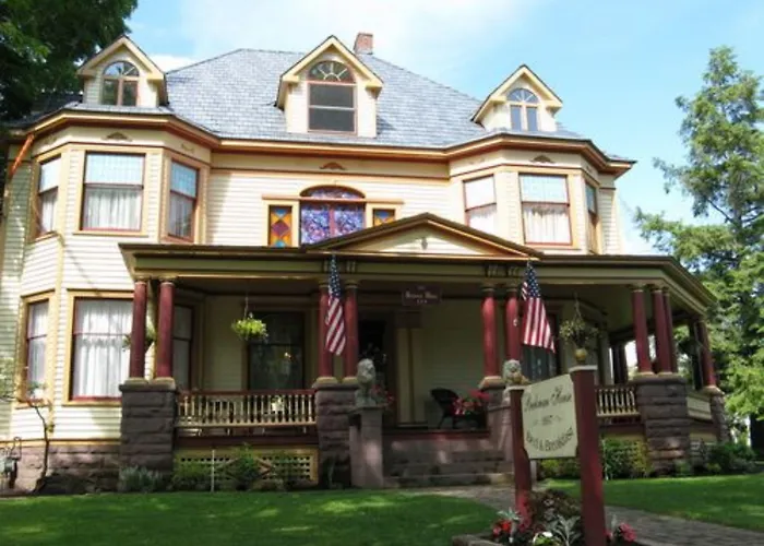 1897 Beekman House Bed And Breakfast Dundee