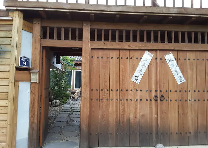 Yettle Hanok Stay Gyeongju