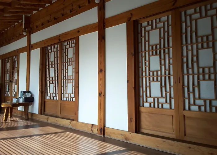 Yettle Hanok Stay Gyeongju
