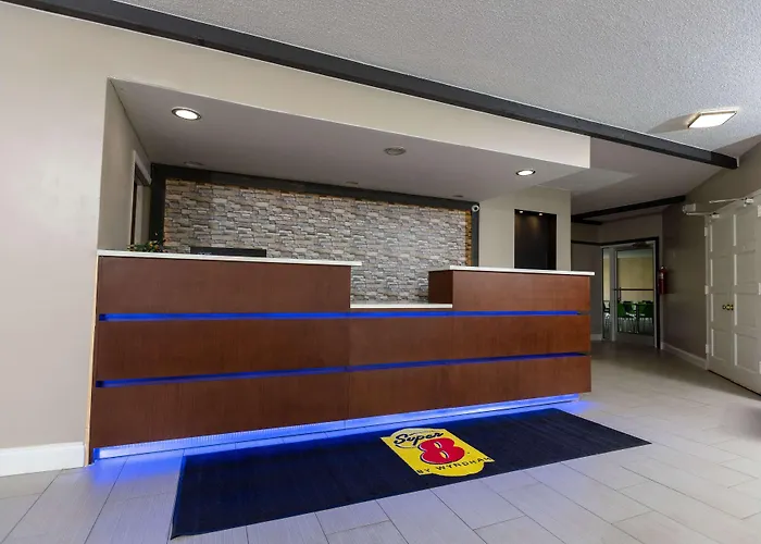 Super 8 By Wyndham Goldsboro Motel