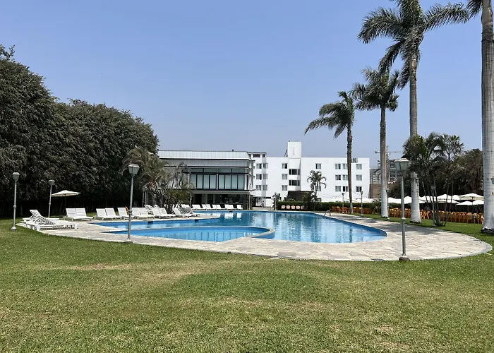 Hotel Hacienda Lima Norte