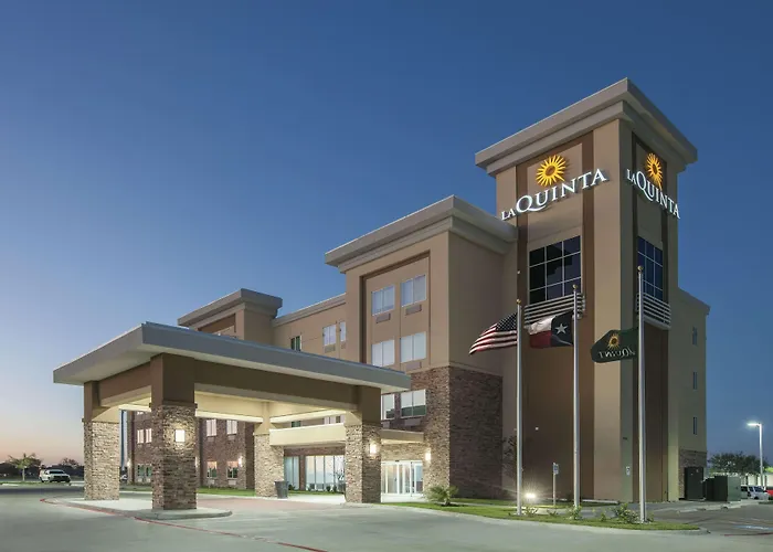 La Quinta By Wyndham Kingsville