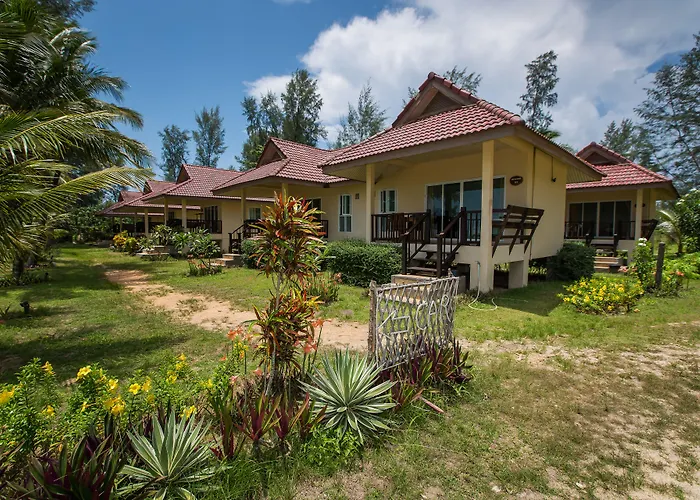 Pranee Beach Bungalows Koh Kho Khao Island