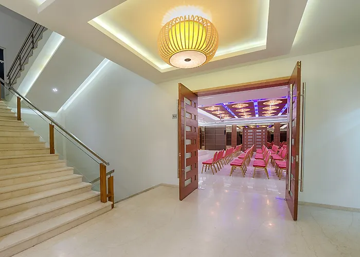 Hotel Vivera Grande Dindigul