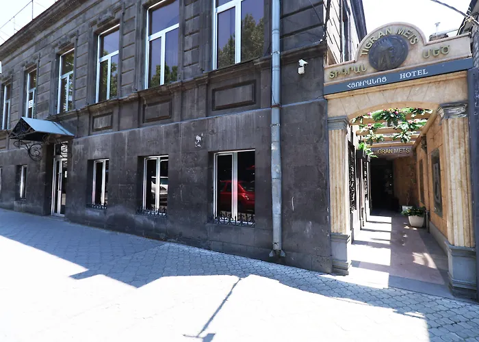 Hotel Tigran Mets Yerevan
