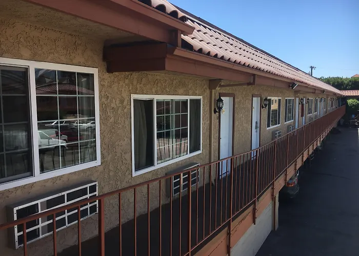 Norwalk Inn & Suites