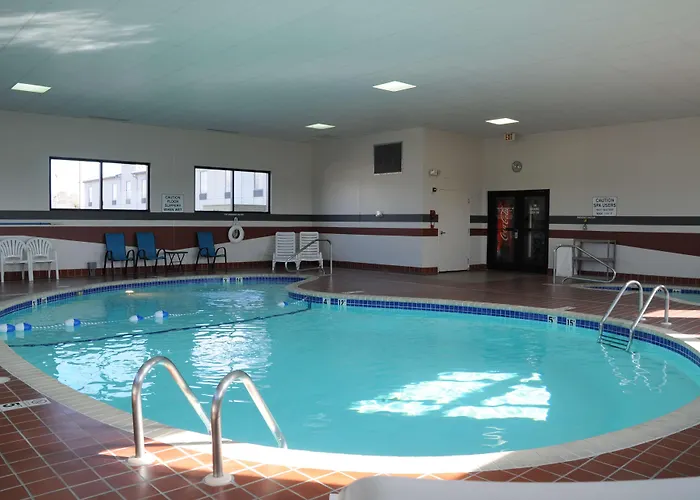 Baymont By Wyndham West Plains Hotel