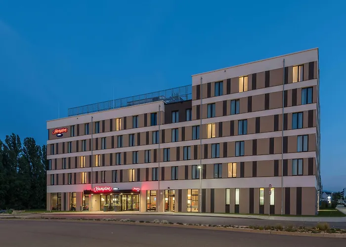 Hampton By Hilton Freiburg Hotel
