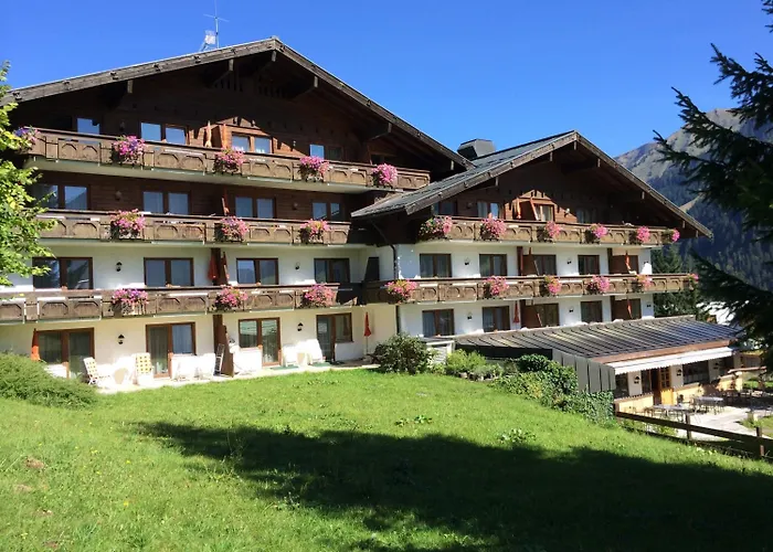 Suitehotel Kleinwalsertal Hirschegg 