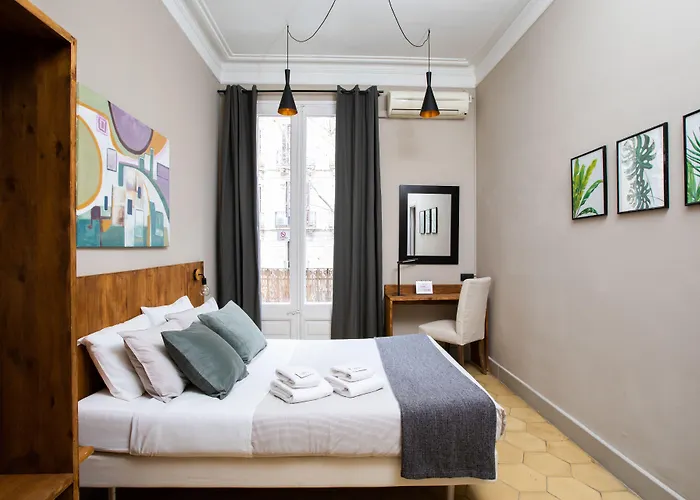 Jardinets Guest House Barcelone