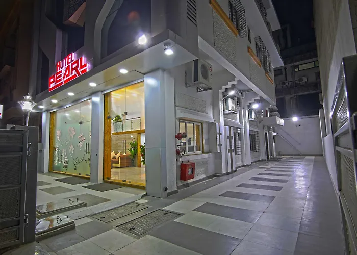 Hotel Pearl Navi Mumbai
