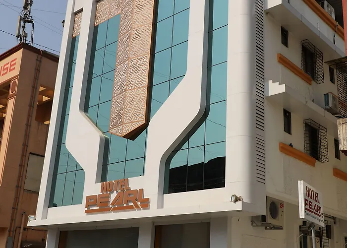 Hotel Pearl Navi Mumbai