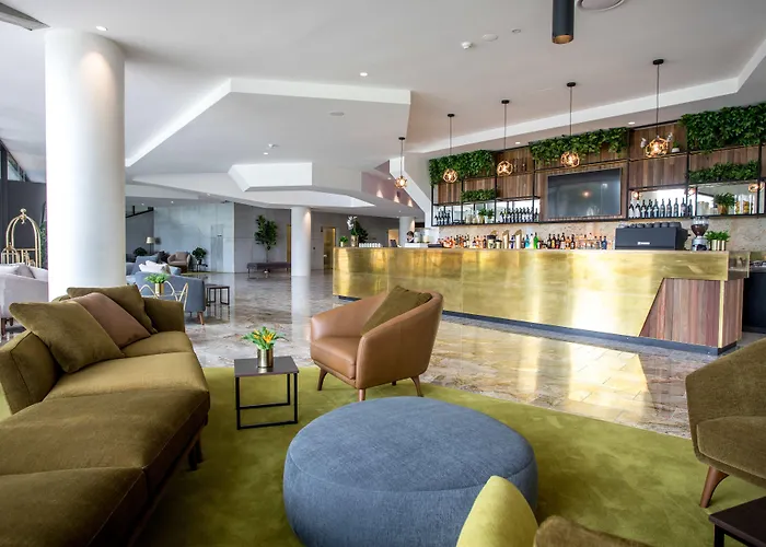 Eatons Hill Hotel Brisbane
