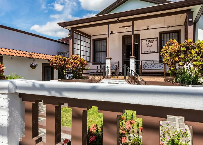 Alajuela City Hotel & Guest House
