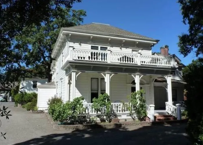 Inn At Salvestrin St. Helena