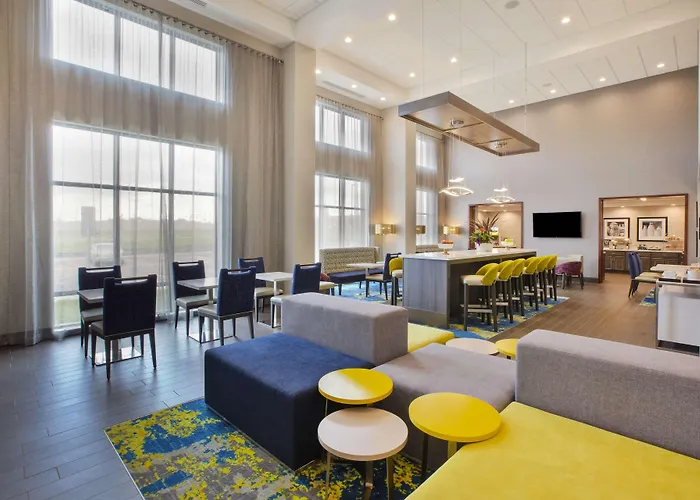 Hampton Inn & Suites By Hilton, Southwest Sioux Falls
