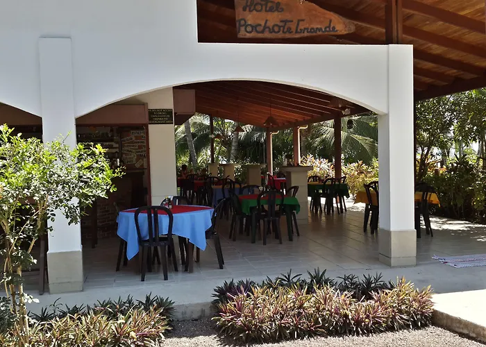Hotel Pochote Grande Jacó
