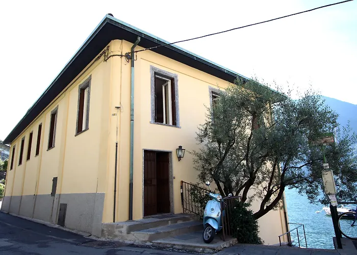 Darsena Di Riva Grande Hotel Moltrasio