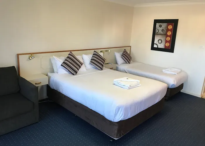 Orange Motor Lodge