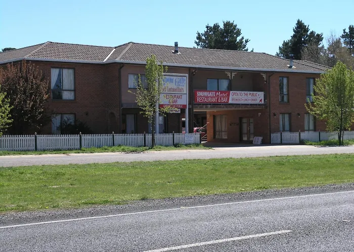 Snowgate Motel + Apartments Berridale