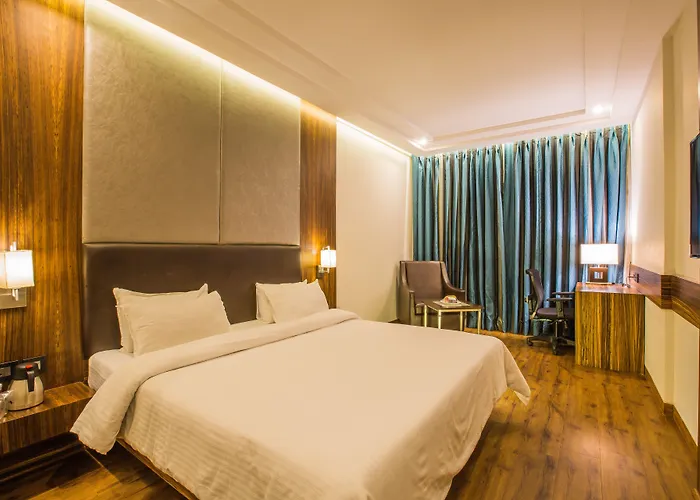 Hotel Hemala Karur 