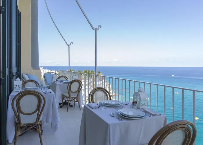 Palazzo Mottola Tropea Hotel