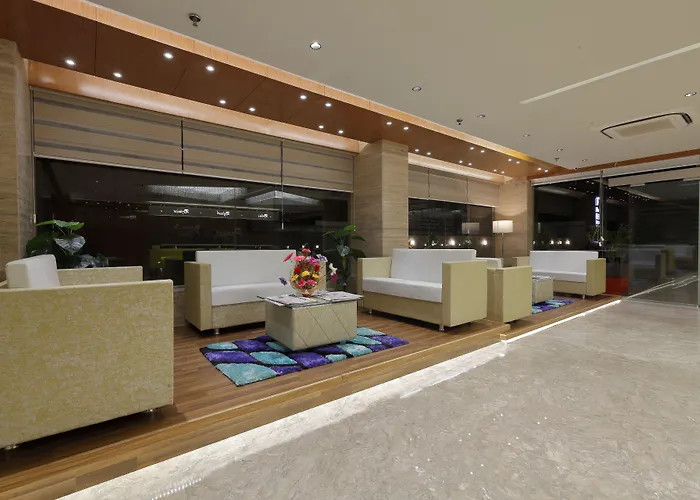 Hotel Pragati The Grand Ahmedabad