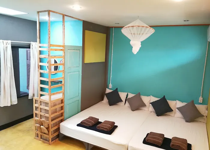 60 Blue House Hotel Chiang Mai