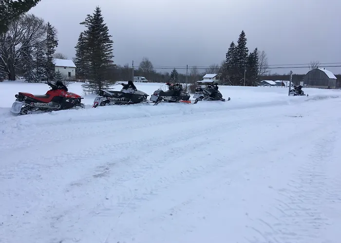 Shenstone Motor Inn Wiarton