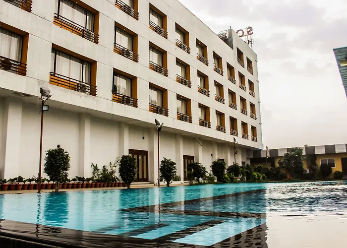 Solitaire Hotel And Resorts Ujjain