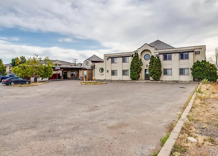 Adobe Inn Martensville