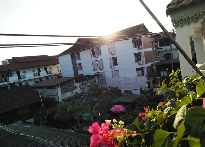Northlands House Hotel Chiang Mai