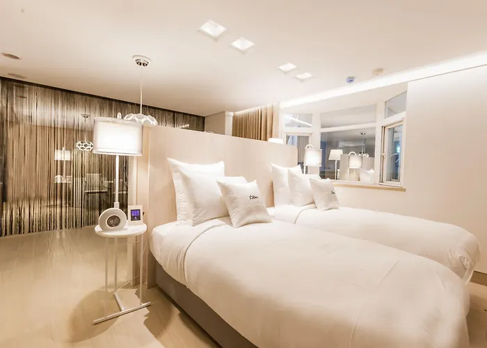 Six Star Motel-Taoyuan