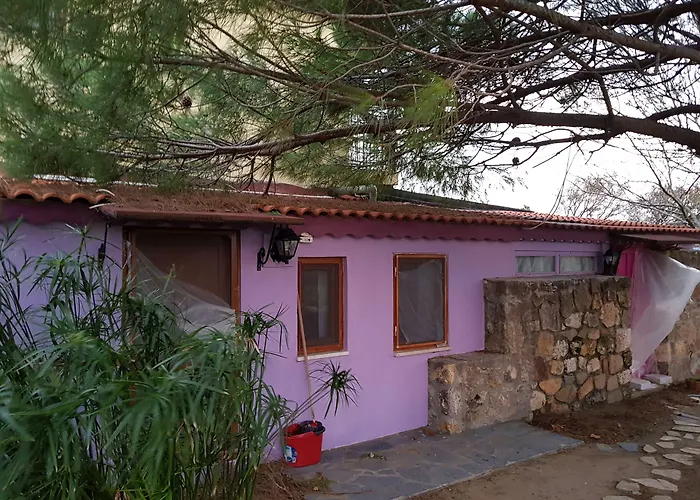 Nar Bağevi Otel Bozcaada