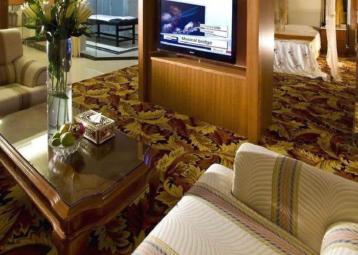 Fenggang Gladden Hotel Shenzhen